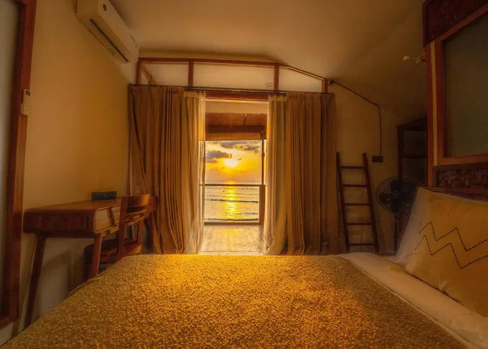 Sunset Ocean Bed & Breakfast